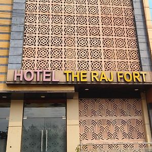 Hotel The Raj Fort